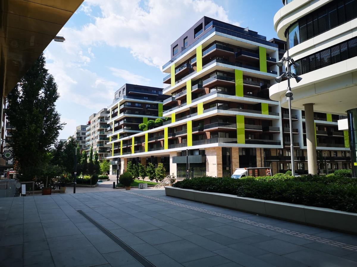 Corvin Promenade With Free Parking Lejlighed Budapest Eksteriør billede